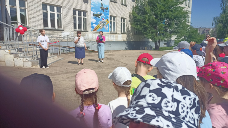 ОТКРЫТИЕ ЛЕТНЕГО ОЗДОРОВИТЕЛЬНОГО ЛАГЕРЯ «РАДУГА».